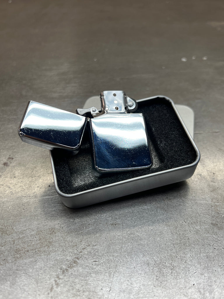 Silver metal lighter(CLOSEOUT/Defect)
